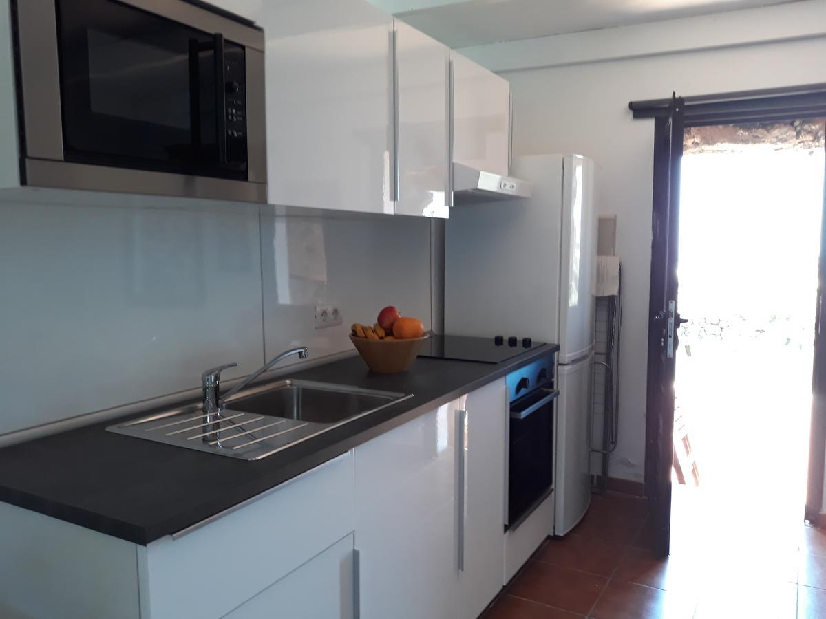 Гостевой дом Loft La Tahonilla Тиас Экстерьер фото